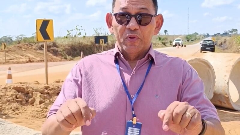 O DNIT opera a todos vapor no trecho da BR-317 no Km197