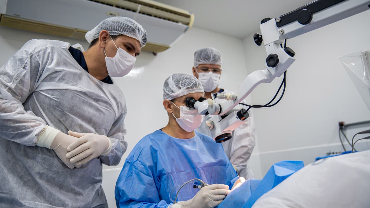 Projeto de Eduardo Velloso, que facilita transplante de córnea, é aprovado na Comissão de Saúde