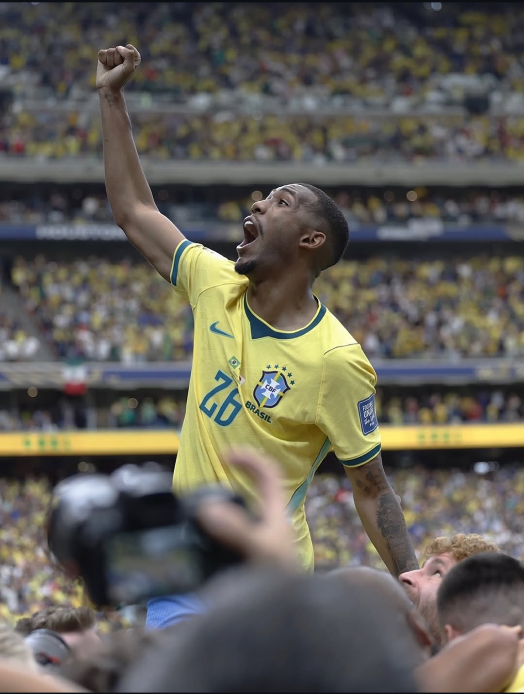 O Alinhamento da História: O Soco no Ar de Rayan e o Eco de Pelé em 1970